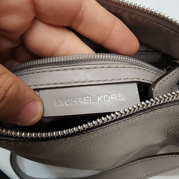 Michael Kors Crosby Medium Pebbled Leather Messenger Grey Crossbody Bag - Picture 5 of 12
